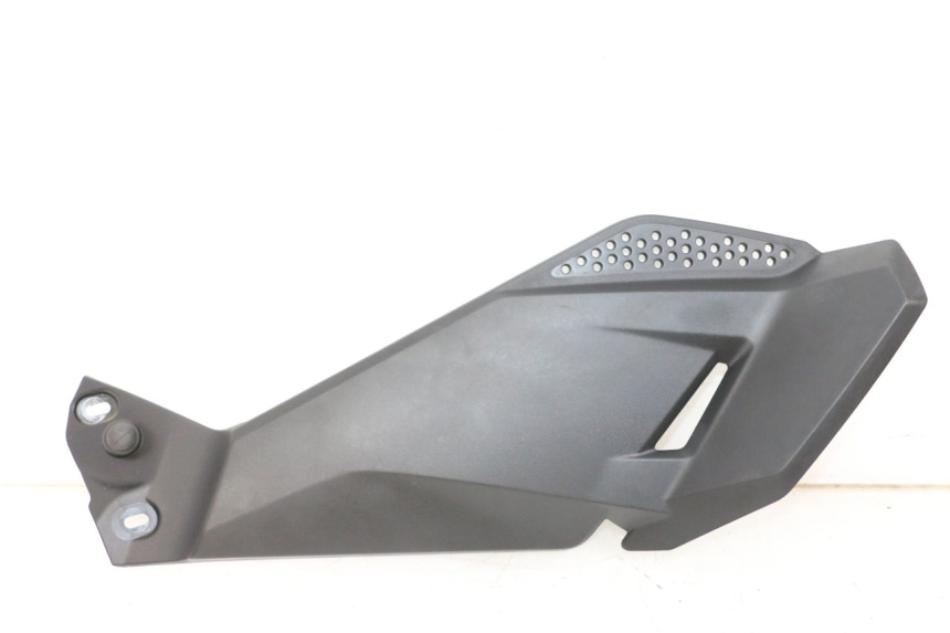 photo de CACHE SOUS SELLE DROIT BMW R GS 1250 (2021 - 2024) - Vue principale