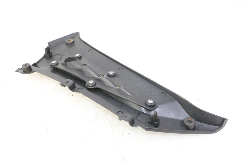 photo de CACHE SOUS SELLE DROIT MAG POWER R-STREET 50 (2016 - 2025)