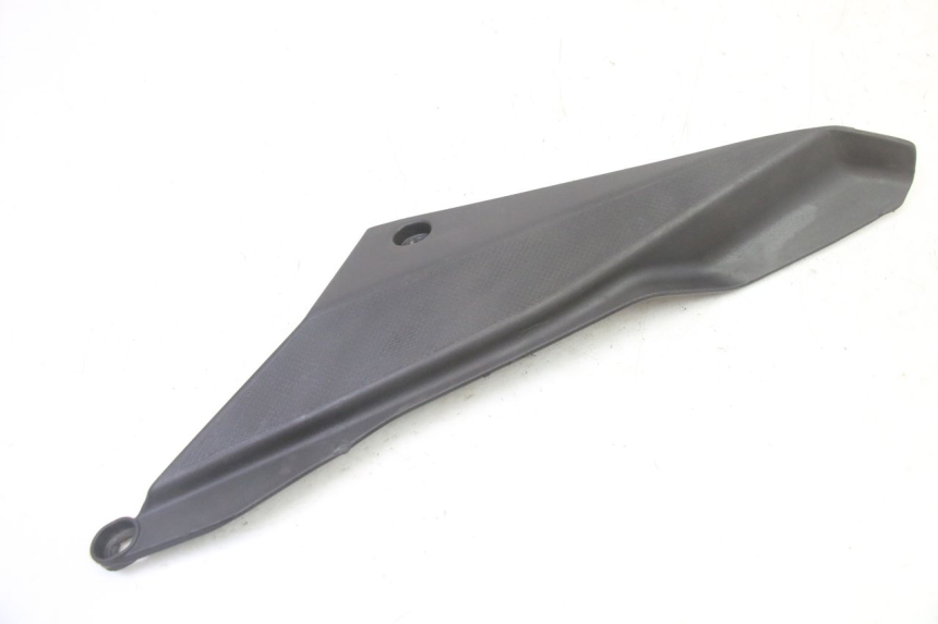 photo de CACHE SOUS SELLE DROIT GILERA SMT SUPERMOTARD 50 (2009 - 2017)