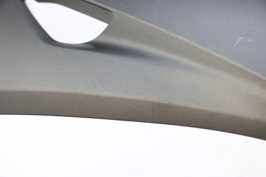 photo de CACHE SOUS SELLE DROIT YAMAHA XMAX X-MAX 125 (2021 - 2025)