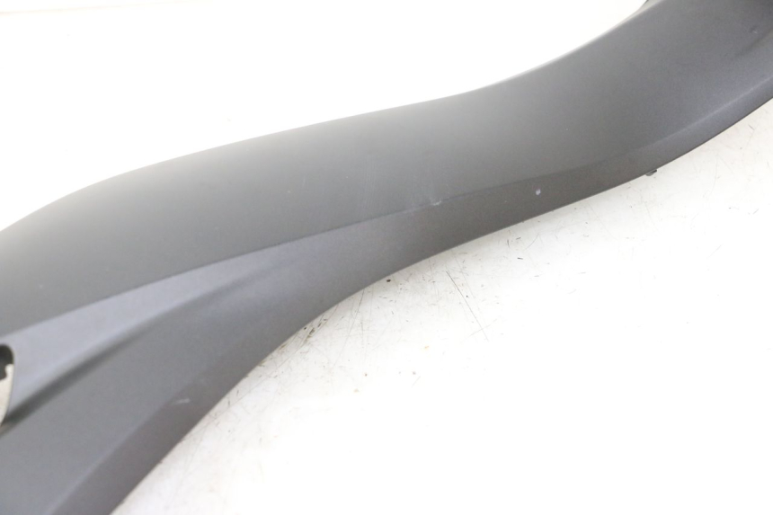 photo de CACHE SOUS SELLE DROIT YAMAHA XMAX X-MAX 125 (2021 - 2025)