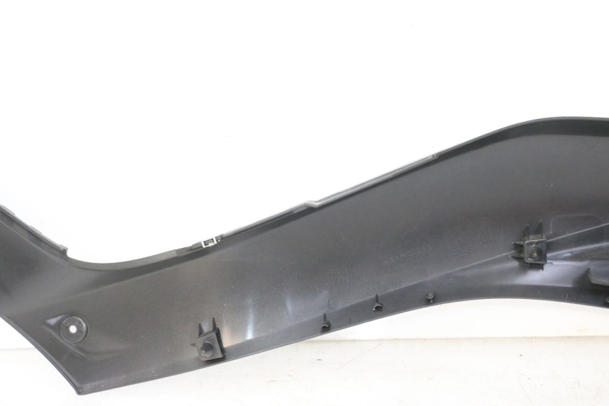 photo de CACHE SOUS SELLE DROIT YAMAHA XMAX X-MAX 125 (2021 - 2025)