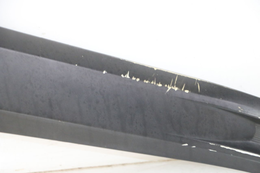 photo de CACHE SOUS SELLE DROIT YAMAHA X-MAX XMAX 125 (2010 - 2014)