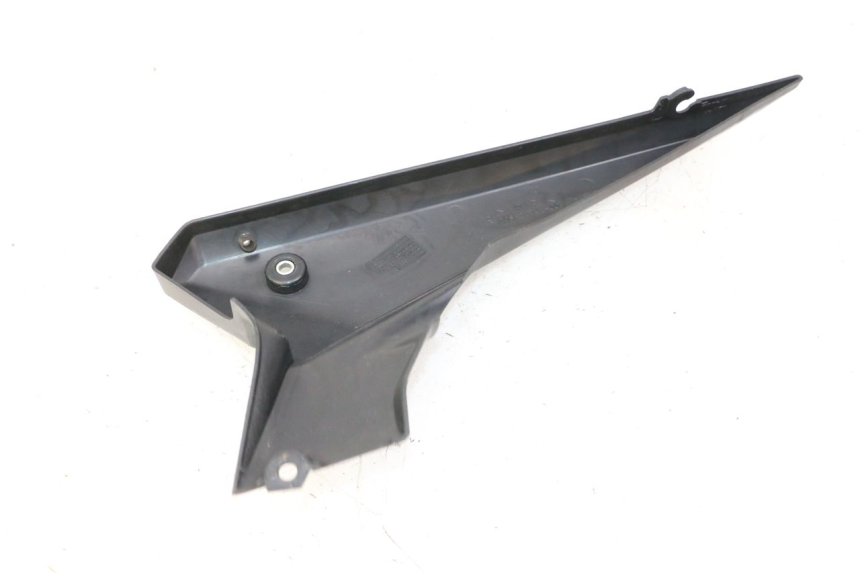 photo de CACHE SOUS SELLE DROIT YAMAHA XJ6 ABS 600 (2008 - 2016)