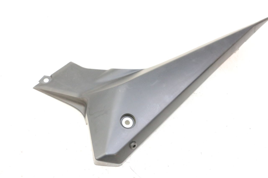 photo de CACHE SOUS SELLE DROIT YAMAHA XJ6 ABS 600 (2008 - 2016)