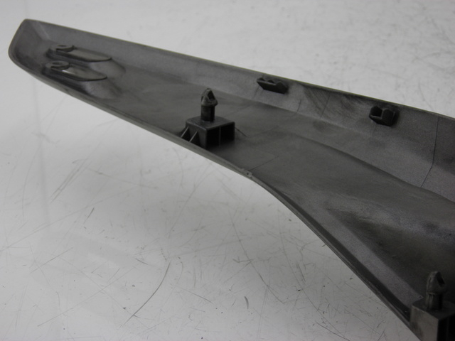 photo de CACHE SOUS SELLE DROIT YAMAHA XP T-MAX TMAX 500 (2004 - 2007)