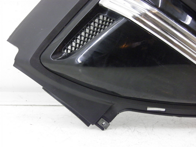 photo de CACHE SOUS SELLE DROIT YAMASAKI YM50QT-N3 RETRO 50 (2012 - 2014) - Marquages et références