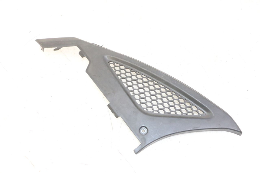 photo de CACHE SOUS SELLE GAUCHE KYMCO AGILITY NAKED RENOUVO 2T 50 (2011 - 2018)