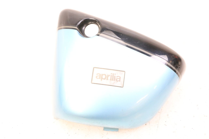 photo de CACHE SOUS SELLE GAUCHE APRILIA CLASSIC 125 (1995 - 2001)