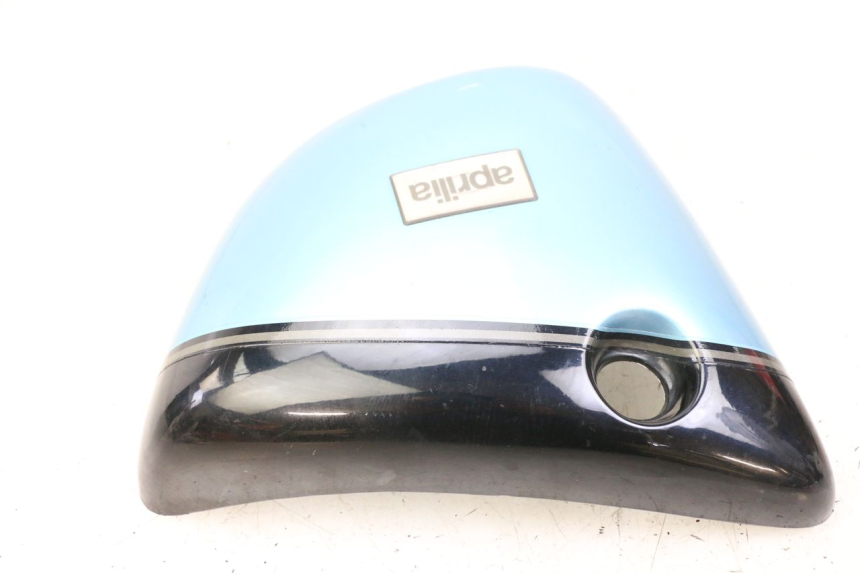 photo de CACHE SOUS SELLE GAUCHE APRILIA CLASSIC 125 (1995 - 2001)