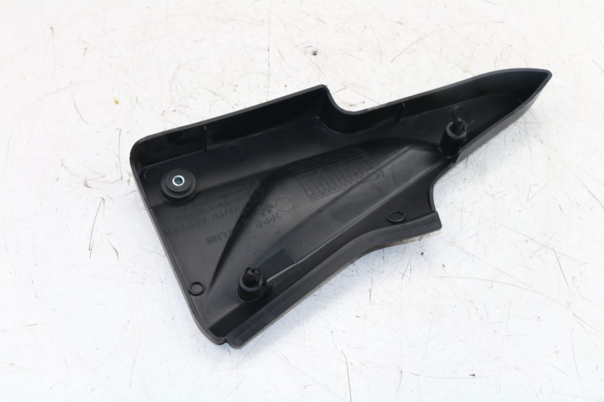 photo de CACHE SOUS SELLE GAUCHE DAELIM VJ ROADWIN FI 125 (2008 - 2017)