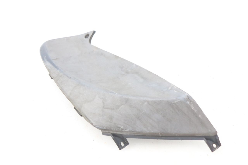 photo de CACHE SOUS SELLE GAUCHE PIAGGIO FLY 125 (2005 - 2012)