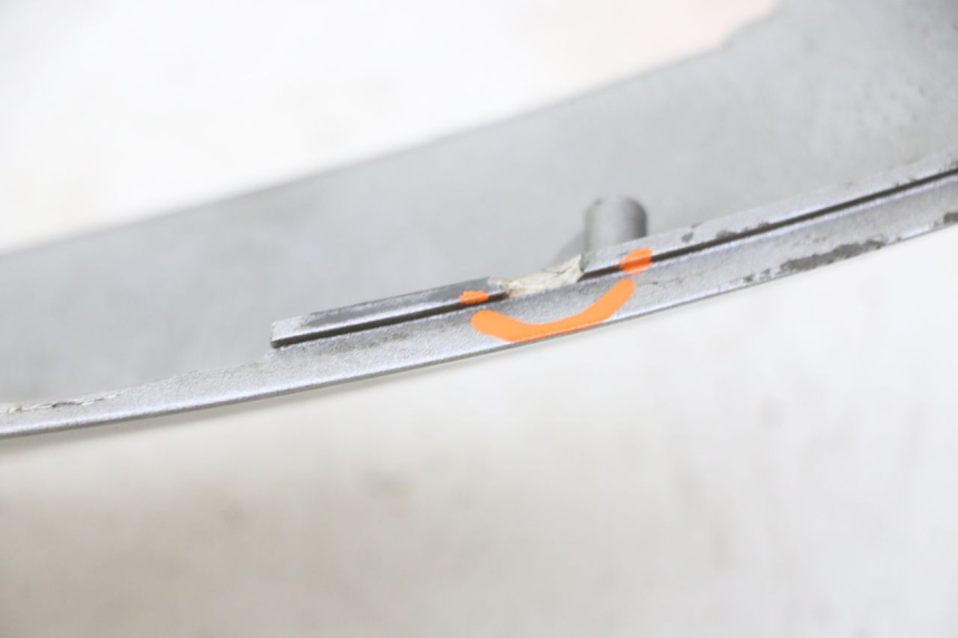 photo de CACHE SOUS SELLE GAUCHE DAELIM HISTORY 125 (2001 - 2002)