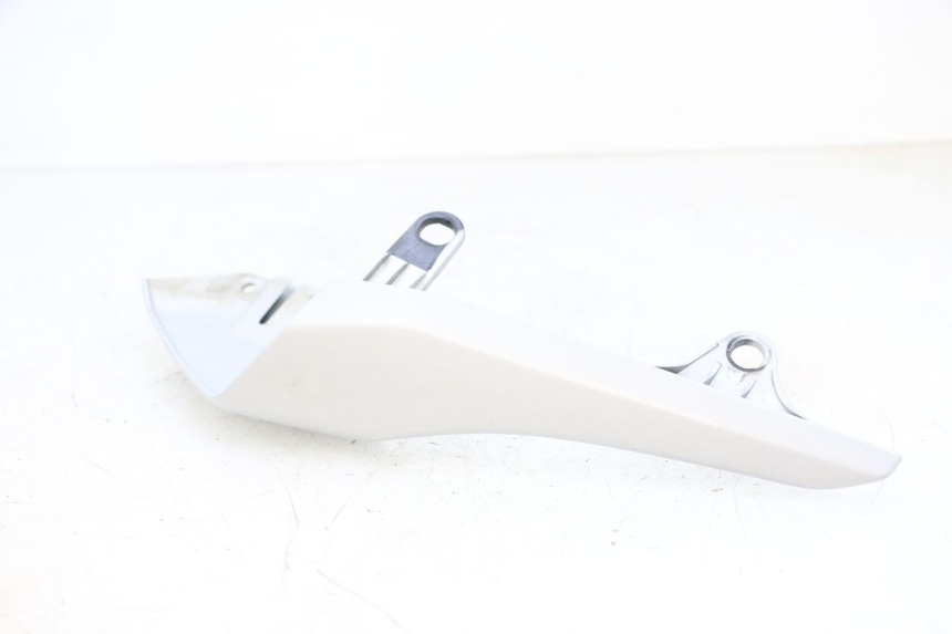 photo de CACHE SOUS SELLE GAUCHE YAMAHA MT-07 MT07 ABS 700 (2018 - 2020) - Vue principale