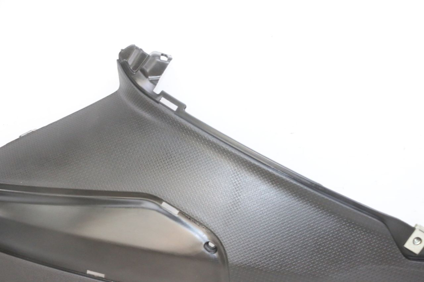 photo de CACHE SOUS SELLE GAUCHE PIAGGIO NRG POWER PUREJET 50 (2018 - 2021)