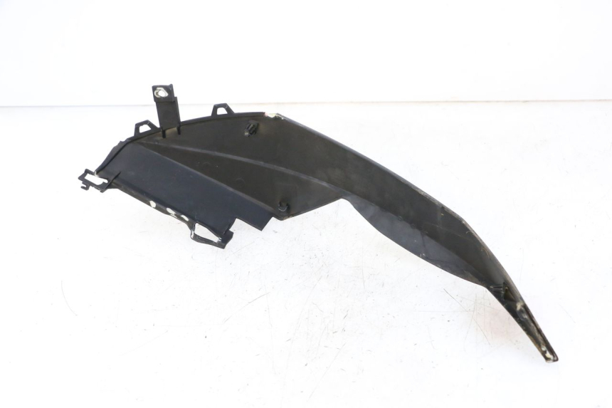 photo de CACHE SOUS SELLE GAUCHE PEUGEOT SPEEDFIGHT 3 LC 2T 50 (2009 - 2015)