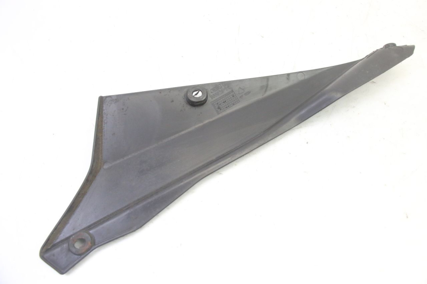 photo de CACHE SOUS SELLE GAUCHE GILERA SMT SUPERMOTARD 50 (2009 - 2017)