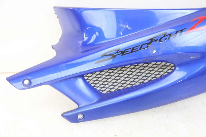 photo de CACHE SOUS SELLE GAUCHE PEUGEOT SPEEDFIGHT 2 LC 50 (2000 - 2009)