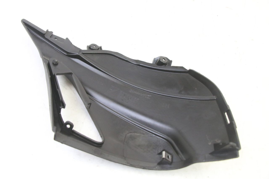 photo de CACHE SOUS SELLE GAUCHE APRILIA SR 2T 50 (2018 - 2022)