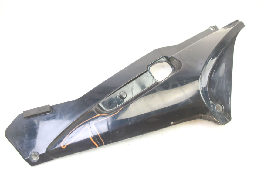 photo de CACHE SOUS SELLE GAUCHE HONDA ST PAN EUROPEAN 1300 (2002 - 2013)