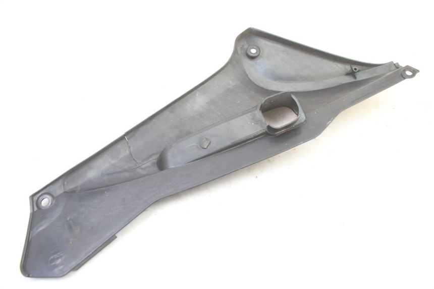 photo de CACHE SOUS SELLE GAUCHE HONDA ST PAN EUROPEAN 1300 (2002 - 2013)