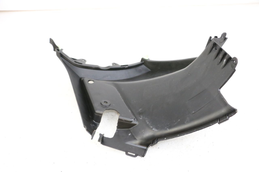 photo de CACHE SOUS SELLE GAUCHE PEUGEOT STREETZONE 2T 50 (2014 - 2019)
