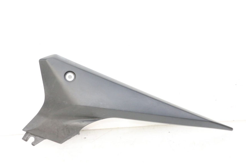 photo de CACHE SOUS SELLE GAUCHE YAMAHA XJ6 ABS 600 (2008 - 2016)