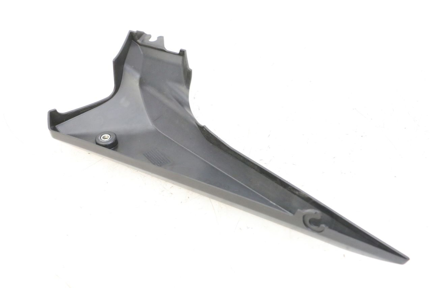 photo de CACHE SOUS SELLE GAUCHE YAMAHA XJ6 ABS 600 (2008 - 2016)