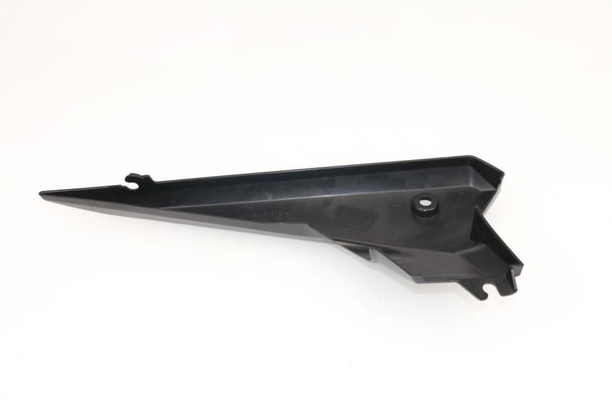 photo de CACHE SOUS SELLE GAUCHE YAMAHA XJ6 600 (2008 - 2016)