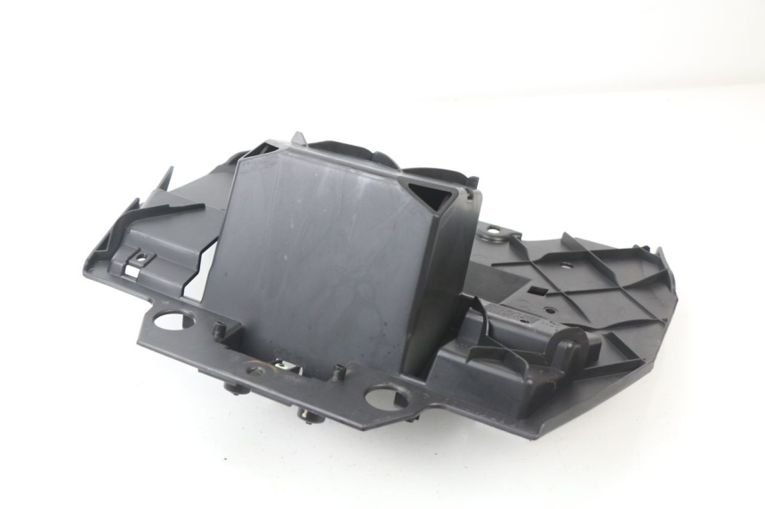photo de CACHE SOUS SELLE PEUGEOT JET FORCE CARBU 50 (2003 - 2016)