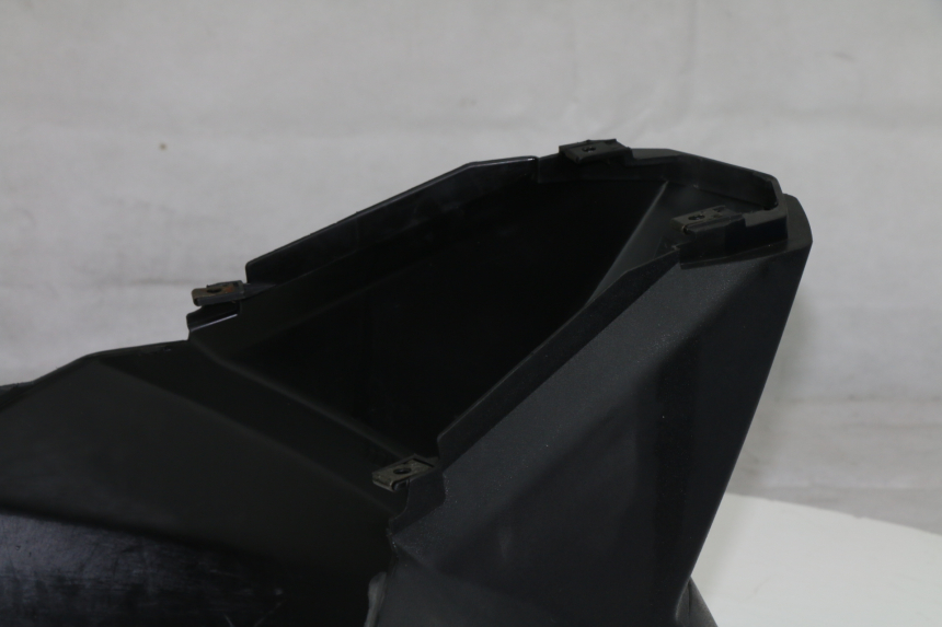 photo de CACHE SOUS SELLE PEUGEOT VIVACITY NEW 4T 50 (2008 - 2017)