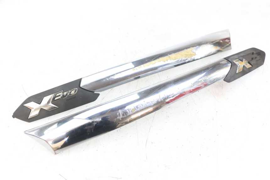 photo de CACHE SOUS SELLE PIAGGIO XEVO - X EVO 125 (2007 - 2017) - Vue principale