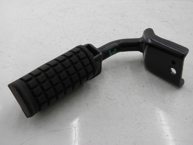 photo de CALE PIED ARRIERE DROIT DAELIM S2 FI 125 (2008 - 2017) - Vue principale