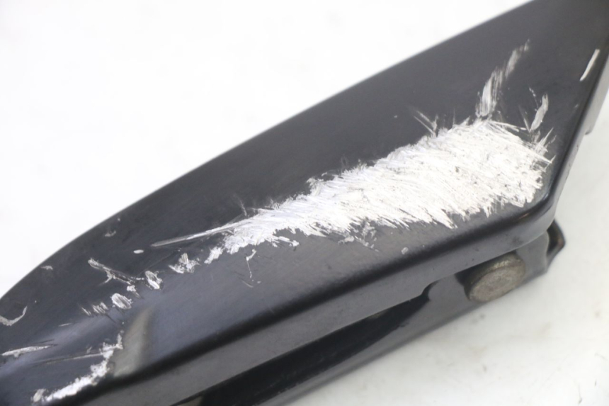 photo de CALE PIED ARRIERE DROIT PIAGGIO NEW TYPHOON 50 (2018 - 2021)