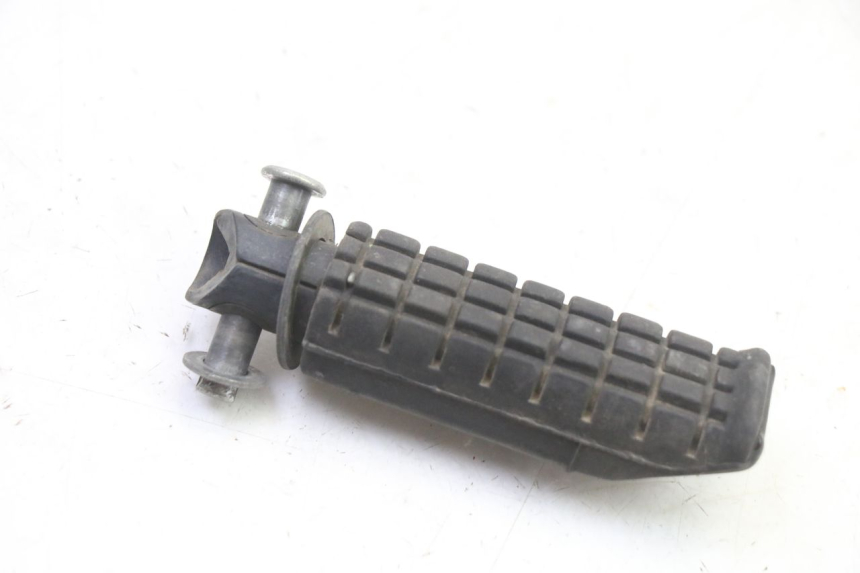 photo de CALE PIED ARRIERE DROIT HONDA NTV DEAUVILLE 650 (2001 - 2006)