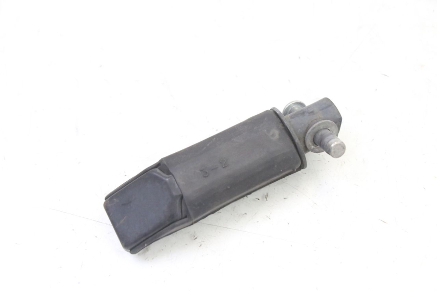 photo de CALE PIED ARRIERE DROIT HONDA NTV DEAUVILLE 650 (2001 - 2006)