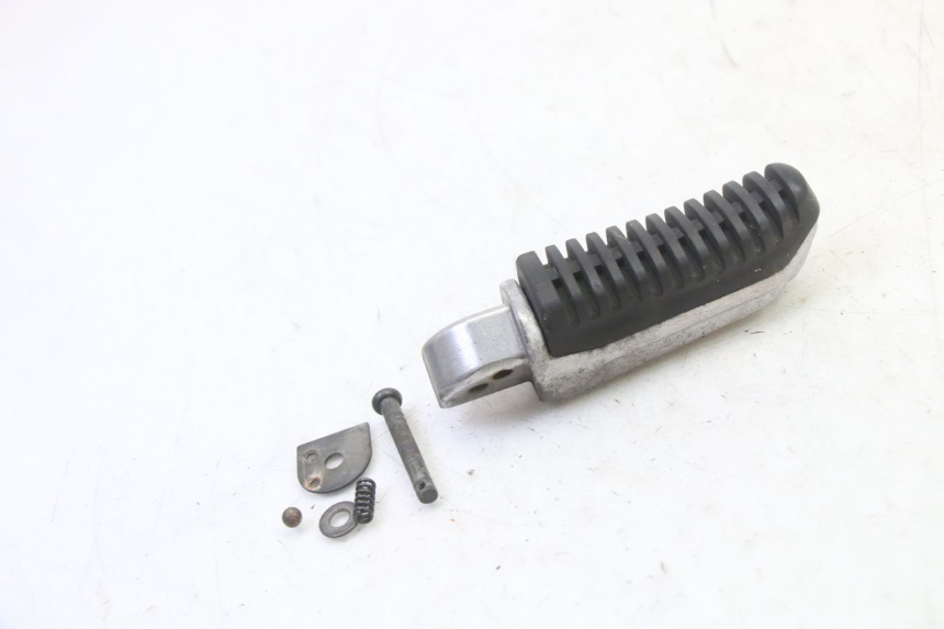 photo de CALE PIED ARRIERE DROIT MAG POWER R-STREET 50 (2016 - 2025)