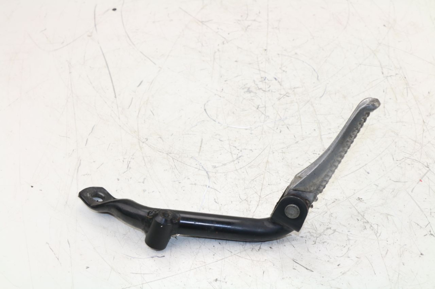 photo de CALE PIED ARRIERE DROIT GILERA RUNNER 50 (1999 - 2005)