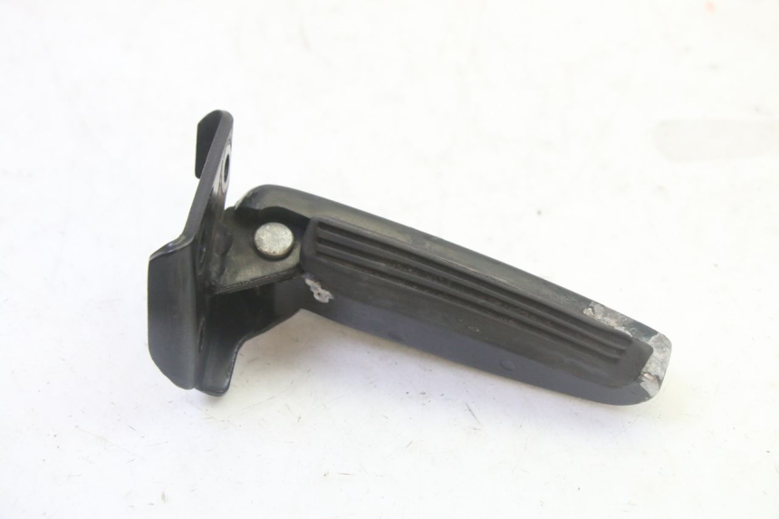 photo de CALE PIED ARRIERE DROIT GILERA RUNNER SP 50 (2009 - 2017)