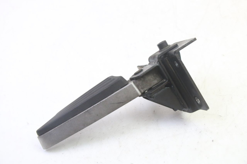 photo de CALE PIED ARRIERE DROIT PEUGEOT SATELIS 125 (2013 - 2018)