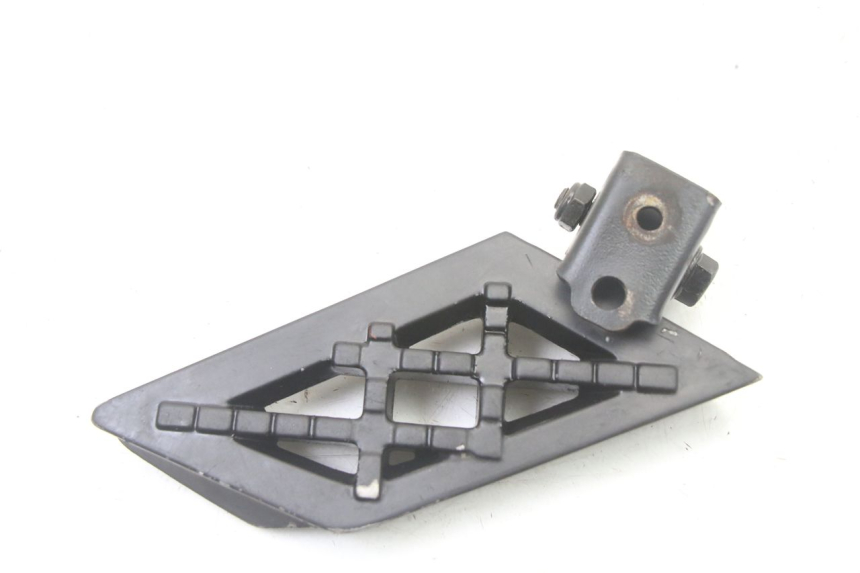 photo de CALE PIED ARRIERE DROIT PEUGEOT STREETZONE I 2T 50 (2018 - 2020)