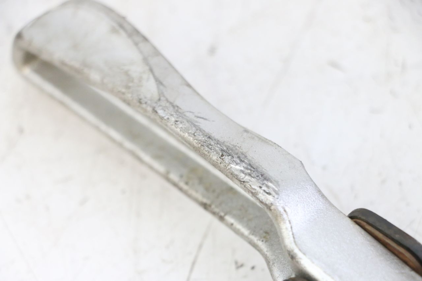 photo de CALE PIED ARRIERE DROIT PEUGEOT TWEET PRO CARGO 50 (2018 - 2020)