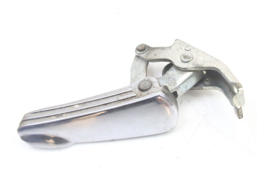 photo de CALE PIED ARRIERE DROIT PIAGGIO VESPA GRANTURISMO 125 (2003 - 2007)