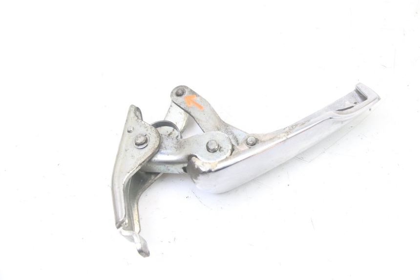 photo de CALE PIED ARRIERE DROIT PIAGGIO VESPA GRANTURISMO 125 (2003 - 2007)