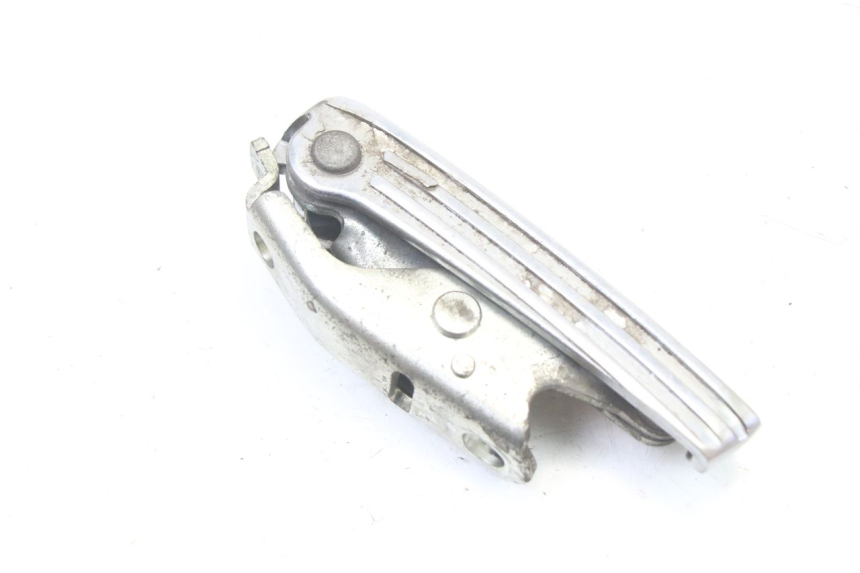 photo de CALE PIED ARRIERE DROIT PIAGGIO VESPA GRANTURISMO 125 (2003 - 2007)