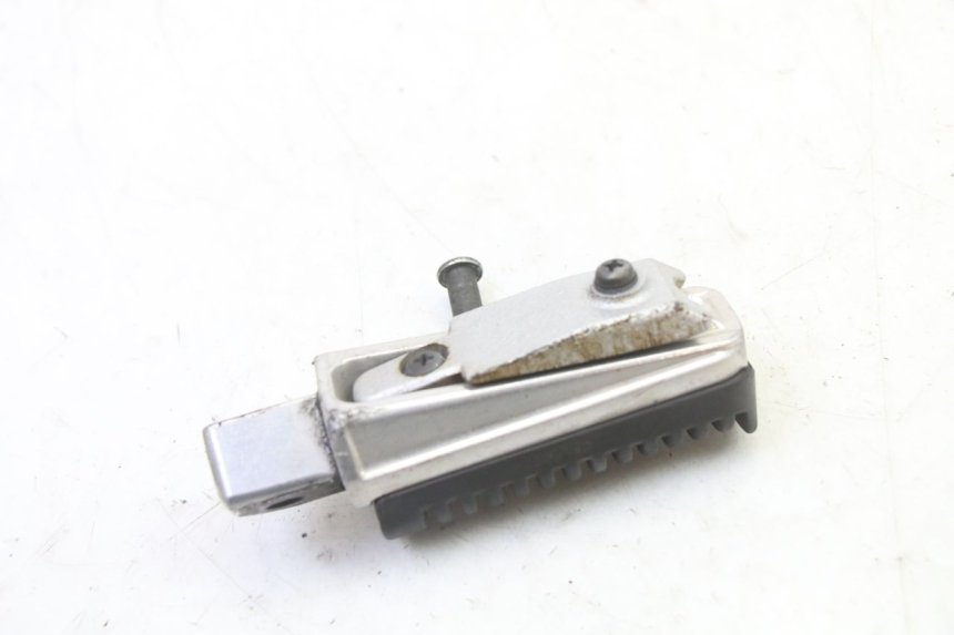 photo de CALE PIED ARRIERE DROIT YAMAHA XJ6 ABS 600 (2008 - 2016)