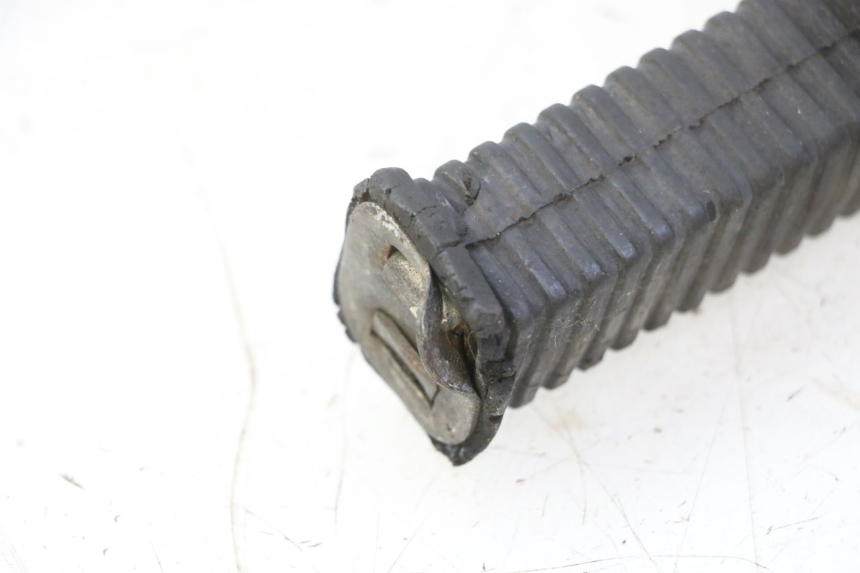 photo de CALE PIED ARRIERE GAUCHE SKYTEAM DAX REPLICA 110 (2005 - 2015)