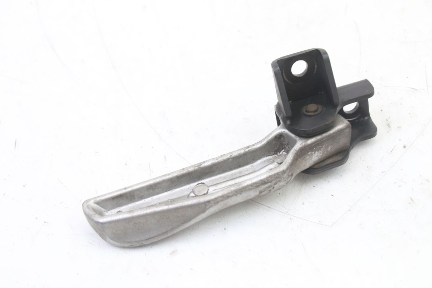 photo de CALE PIED ARRIERE GAUCHE SYM FIDDLE 3 III 125 (2014 - 2020) - Autre angle de vue