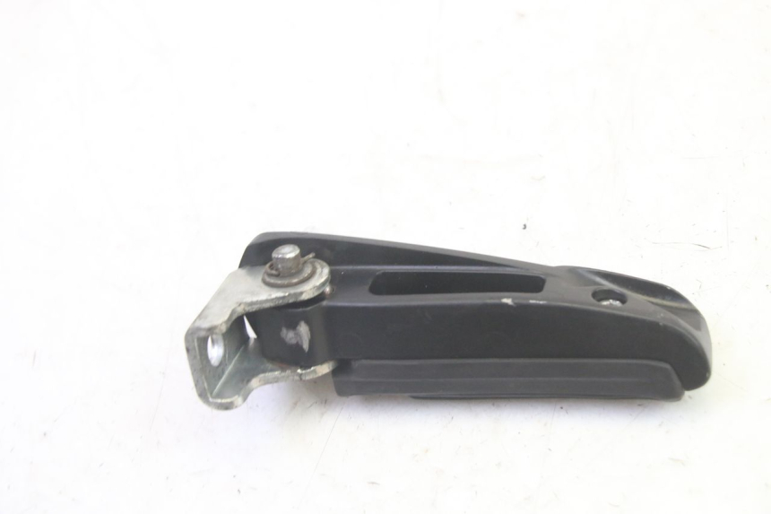 photo de CALE PIED ARRIERE GAUCHE PIAGGIO FLY 4T 50 (2013 - 2017) - Vue d’ensemble