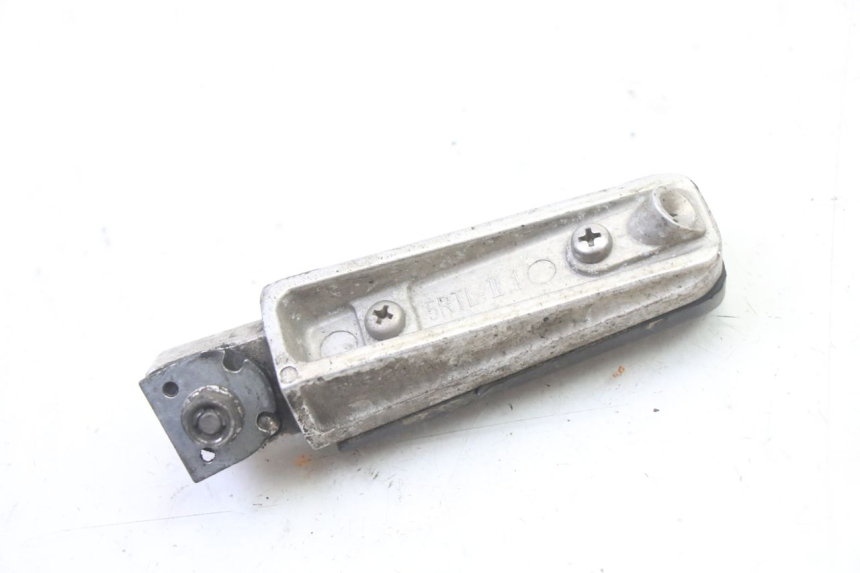 photo de CALE PIED ARRIERE GAUCHE YAMAHA FZ6 FAZER S2 600 (2007 - 2011)